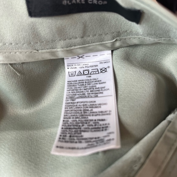 Banana Republic, Blake crop wide leg pants size 12. Sage olive green. - Picture 8 of 8